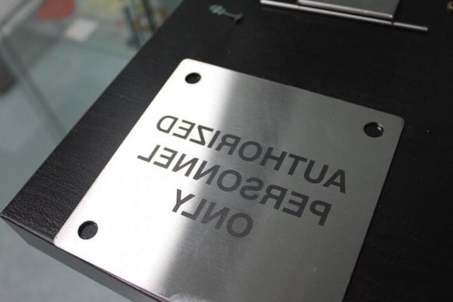 laser engraver for metal samples (2)